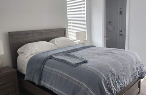 Majestic Palms Casa | New and gorgeous Timber Creek Beauty near to great attractions. Amenities galore