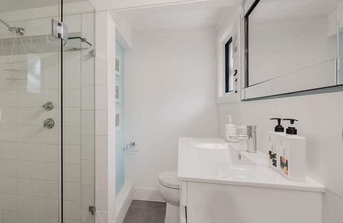 Patonga Cabina | Happy Daze 2 by Coast Holidays
