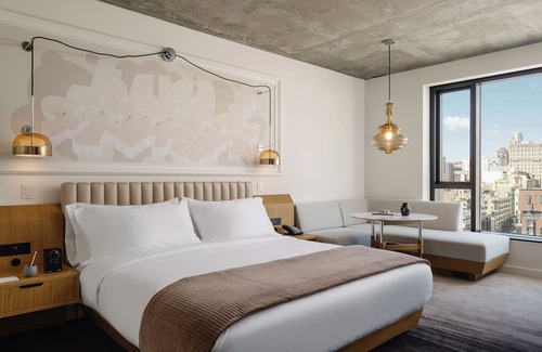 Tenderloin Casa | Explore The Best of San Francisco, Urban Haven Near Pier 39, Pets Are Allowed!
