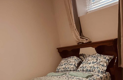 Saskatoon Casa | GEARY LODGE -“home away from home” , minutes drive from Saskatoon Airport .