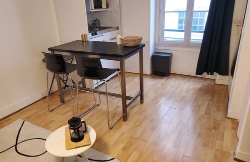 6th Arrondissement Apartamento | Cozy cocoon near the Louvre Museum