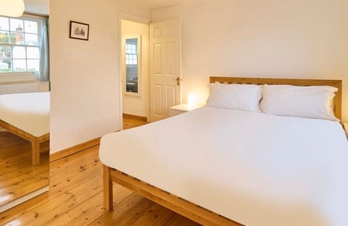 Canterbury Casa | Host & Stay | New Street