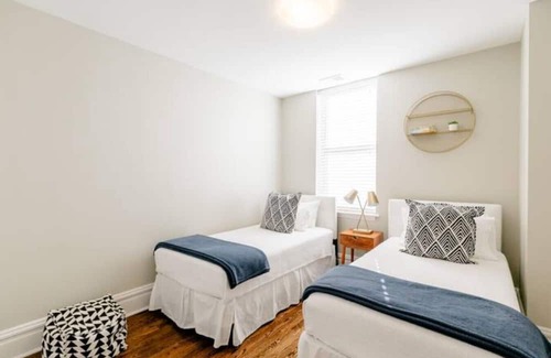 Tower Grove East Apartamento | Spacious Tower Grove Oasis Steps from Tower Grove Park
