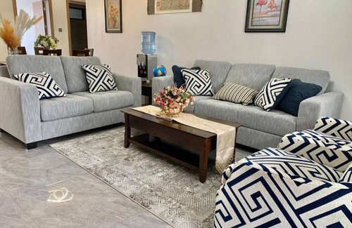 Kilimani Apartamento | Regency 3 Bedroom Apartment- Nairobi - 2