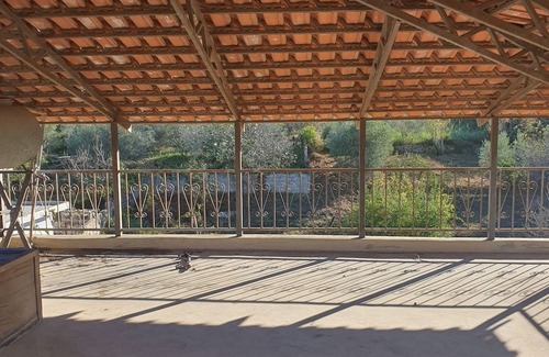 Vlore Villa | Hostel Tranquility. Pitch your tent, use our beds, save money.