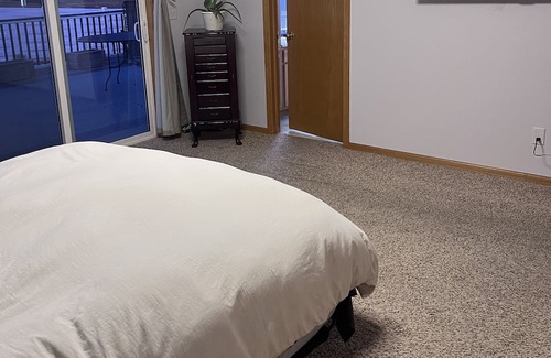 Martell Casa | Cabin Vibes w/hot tub, game room and within walking distance of 2 golf courses.