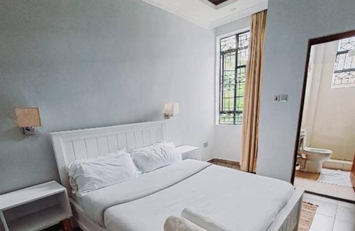Nyeri Cama Y Desayuno | Robins Den