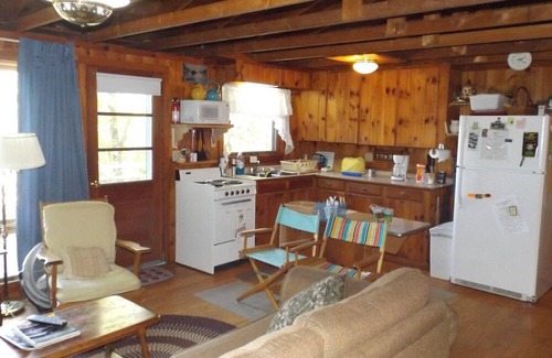Naples Casa | Cozy cottage in serene setting with a lovely sandy entry to Brandy Pond!