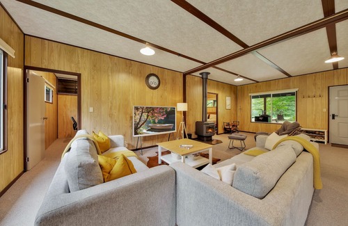 Bright Cabina | Welcome to The Banya Place – an experience like no other.