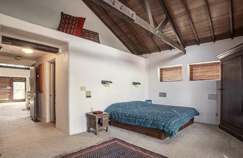 Coarsegold Apartamento | Retreat by Yosemite: Balcony Suite