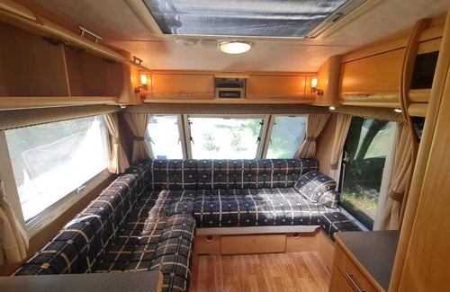 Whakamarama Casa | Caravan Summer Holiday!