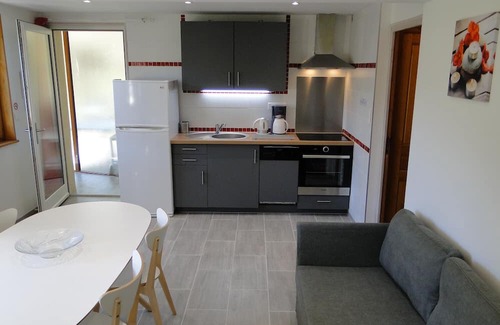 Foncine-le-Haut Apartamento | Gîte 829 montagnes du jura avec spa et sauna 3*