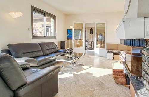 Nonancourt Casa | Look forward to a wonderful time in this comfortable vacation home.