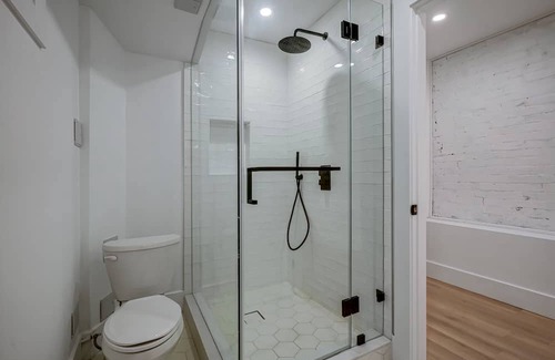 Parkdale Apartamento | New modern space in Queen West