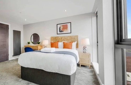 Baltic Triangle Apartamento | Host & Stay | The Baltic Penthouse 2