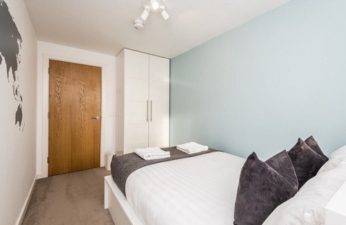 Baltic Triangle Apartamento | Host & Stay | The Baltic Penthouse w/ Balcony