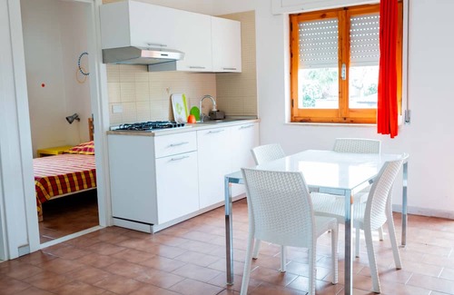 Falerna Apartamento | Holiday Apartment "Bilocale 82 Residence La Giungla" with Sea View, Shared Pool & Wi-Fi