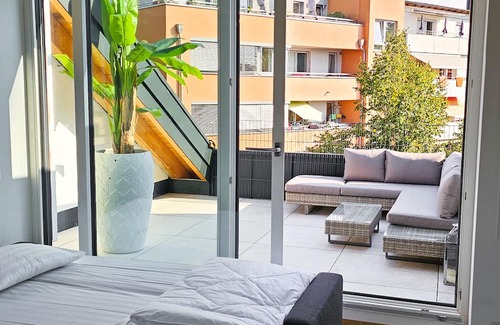Obersendling Apartamento | Schöne Dachgeschoss Neubau 80m² Wohnung mit Dachterasse