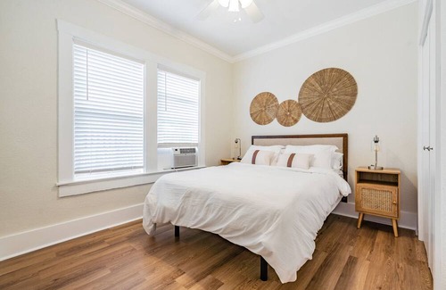 Riverside Heights Apartamento | Seminole Heights Bungalow!