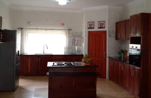 Lusaka Villa | 3 bedrooms exclusive house in Mass Media
