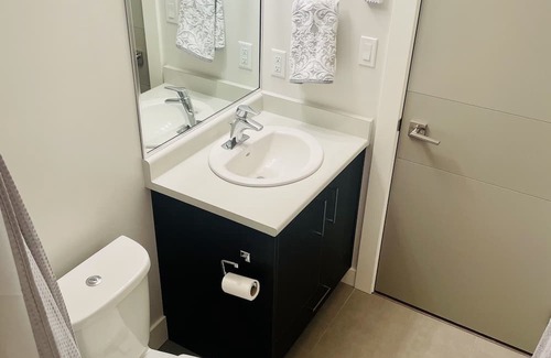 Colwood Casa | One bedroom suite in Royal Bay