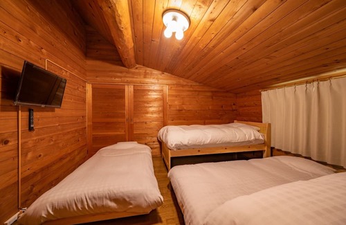 Nasu Casa | Log house with nature BBQ grill available Projector available Pets allowed 3 bedrooms Up to 3 parkin / Nasugun Tochigi