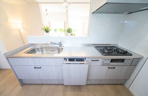 Kuwana Casa | Accommodates 9 people pets allowed 5 minutes to / Kuwana Mie