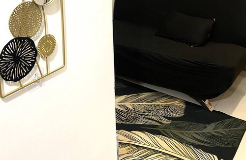 Highway Hills Condominio | AESTHETIC 1 BR W/BALCONY in edsa, manila