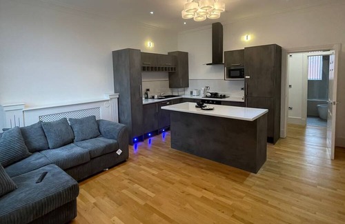 Wolverhampton Apartamento | Impeccable 1 Bed Apartment in Wolverhampton