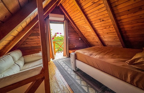 Barrio La Fortaleza Vieja Chalet De Esquí | Bayview Chalet