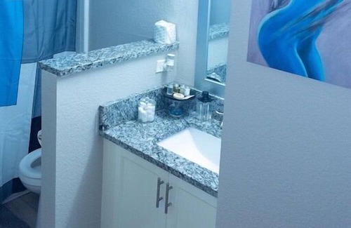 Smyrna Apartamento | Experience the Braves in Style and Comfort!! Near Cumberland Mall & Roxy Theatre