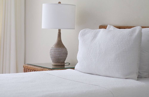 Port Antonio Casa | Great House Standard Room, Frenchman's Cove Resort