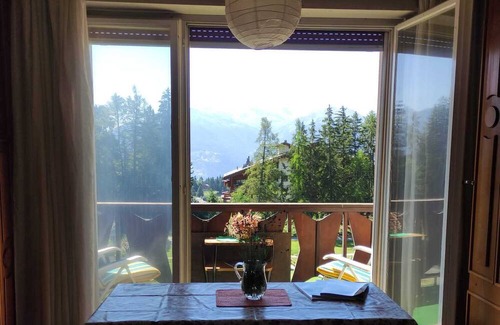 Montana Apartamento | Cozy Studio in Crans-Montana, 300mt from the SKI-Area- Pet-Friendly!