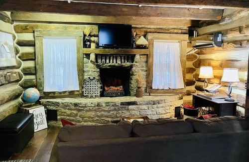 Maysville Cabina | Del's Cabin - Lazy Getaways
