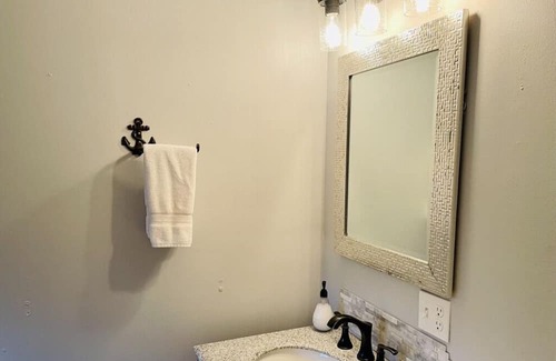 Maysville Cabina | Del's Cabin - Lazy Getaways