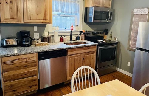 Maysville Cabina | Del's Cabin - Lazy Getaways