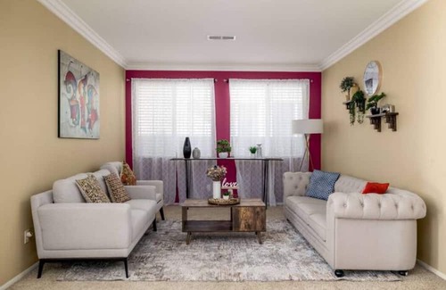 Menifee Casa | Luxury 6-Bedroom Oasis w 3-Car Garage, Spacious Yard close to Everything