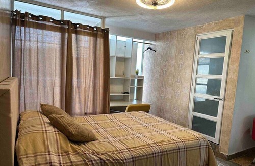 Pachuca Casa | Room "3", private bathroom, own breakfast area.
