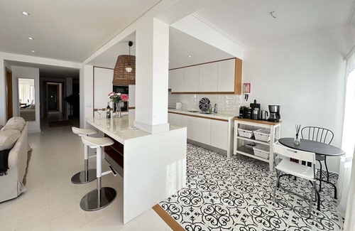 Cavacos Apartamento | Sea View Quarteira Apartment