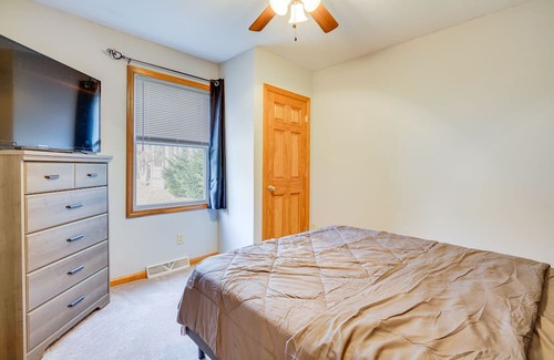 Imlaystown Casa | Pet-Friendly New Egypt Home w/ Fenced Pool + Grill