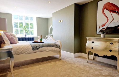 Knott End-on-Sea Apartamento | The Hamilton Luxury Let - The Duke with Hot Tub
