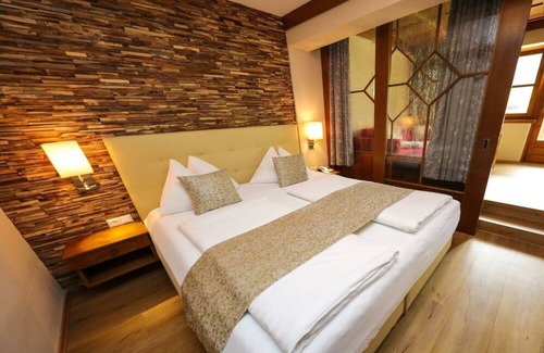 Untertschern Casa | Holiday room Junior Suite Maibrunn
