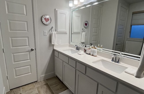 Plano Casa | Plano Gem Near Shops and Parks