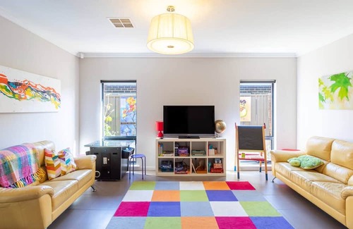 Henley Beach South Apartamento | Pop Art Paradise A Family Getaway at Henley Beach