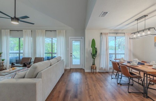 North San Antonio - SAT Casa | Stunning deck with Hot-tub view to Lake & Golf course