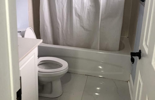 Pickering Casa | CLEANED BASEMENT ROOM IN A HOUSE (ROOM # BSMT-02)