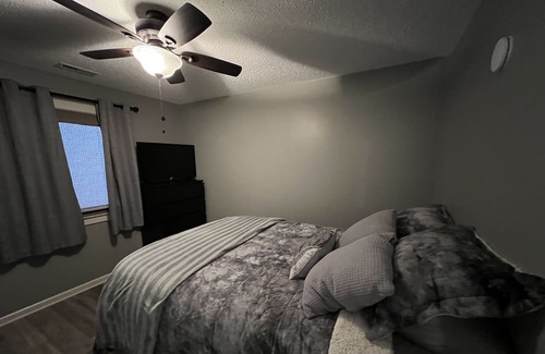 Monroe City Condominio | Luxury condo at Mark Twain Lake