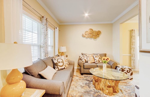 Rossville Casa | A Spacious Haven for Ultimate Comfort