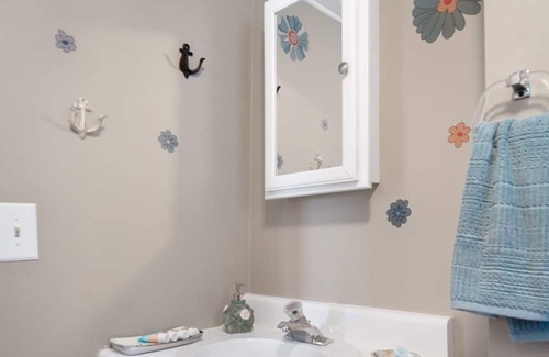 Ithaca Casa | Robin's Nest is a place to recharge, re-energize and relax.