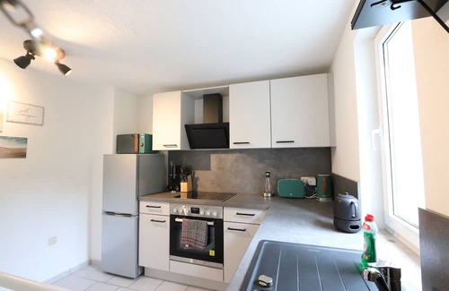 Chemnitz Apartamento | Fantastically located on the edge of the forest with a small garden